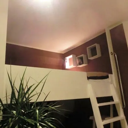 Mitten In 1 Apartment